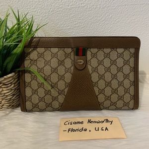 Authentic GUCCI Clutch